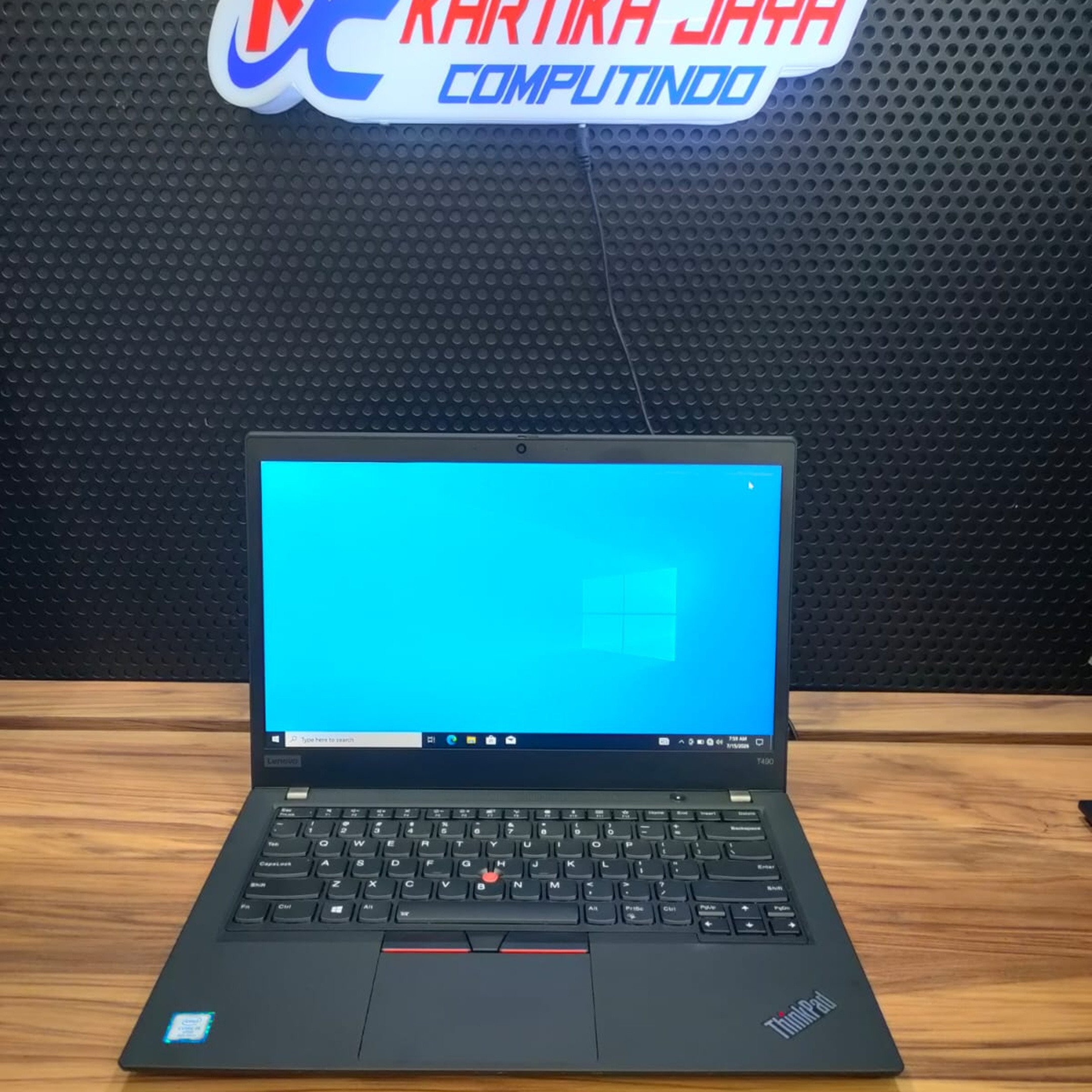 LENOVO THINKPAD T490 CORE I5 RAM 16 SSD 2ND MURAH 